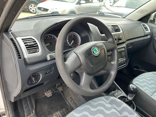 SKODA FABIA CONFORT 1.2 SPANISH LHD IN SPAIN 126000 MILES BARGAIN PX 2009